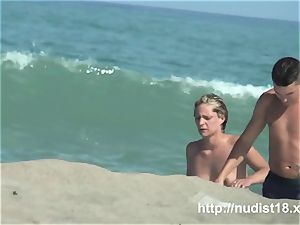 bare beach spycam shoots a super hot babe with a hidden cam